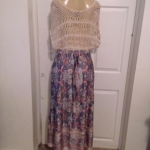 Charlotte Russe Top - Picture 7 of 14